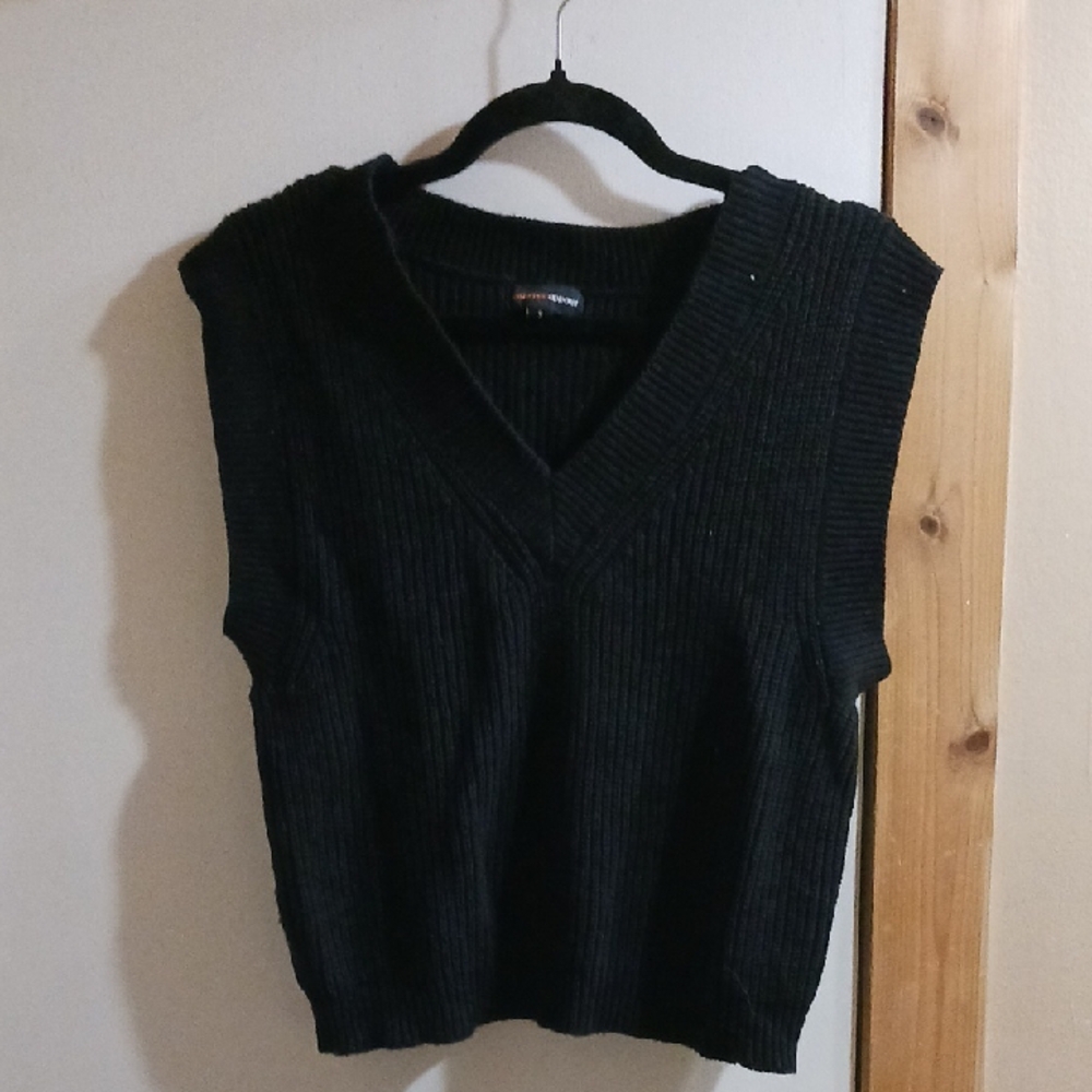 Ambiance Black Ribbed V-Neck Knit Vest